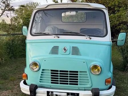 Renault Estafette 