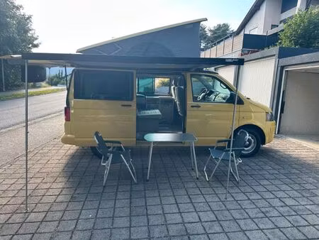 Volkswagen Transporter T5 California 2.0 TDI 114