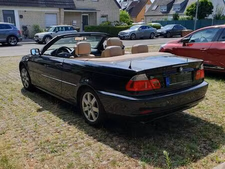 BMW Série 3 320i 2.2 170