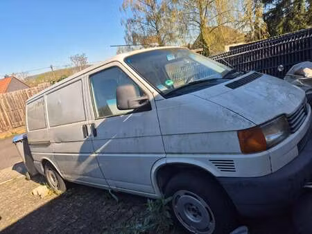 Volkswagen Transporter T4 2.5 TDI 88