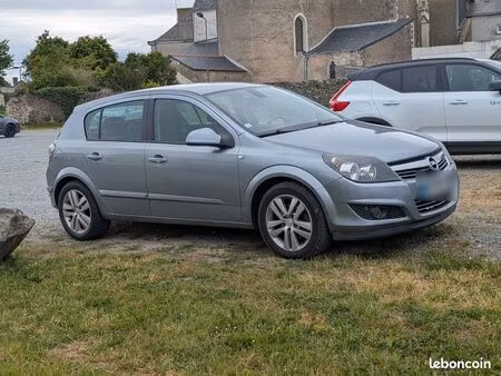 Opel Astra 1.9 CDTI 120 Magnetic