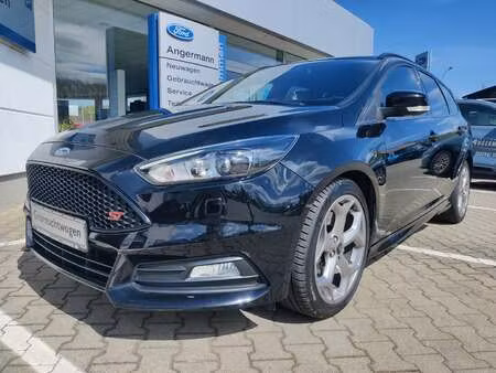 Ford Focus ST 2.0 250