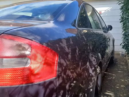 Audi A6 V6 2.5 TDI 180 quattro