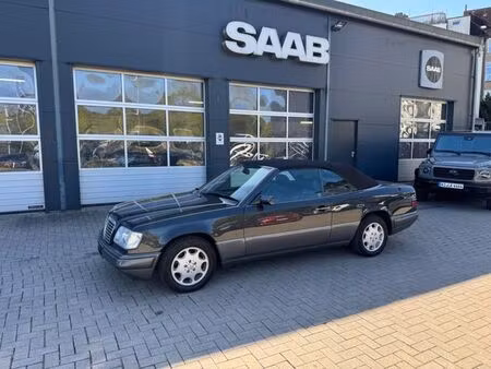 Mercedes-Benz Classe E E 300