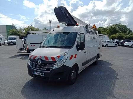 Renault Master 2.3 dCi 131