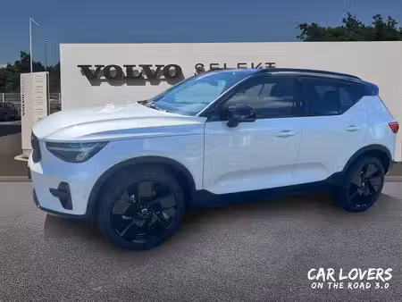Volvo XC40 B3 2.0 163 Black Edition