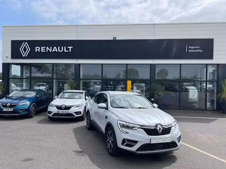 Renault Arkana E-Tech 1.6 145 Intens