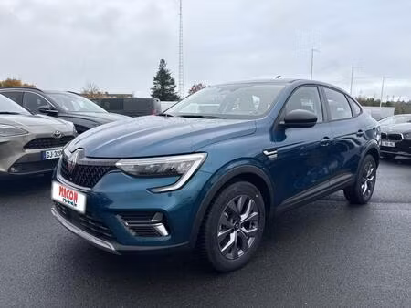 Renault Arkana E-Tech 1.6 145 Evolution