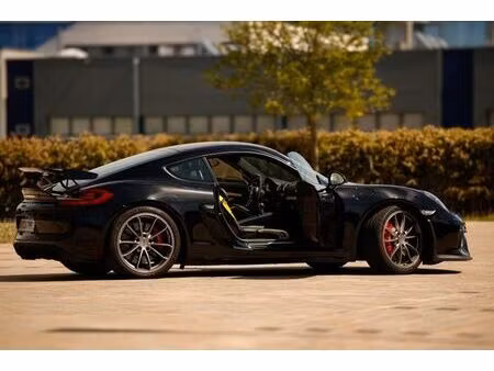 Porsche 718 GT4 3.8 385