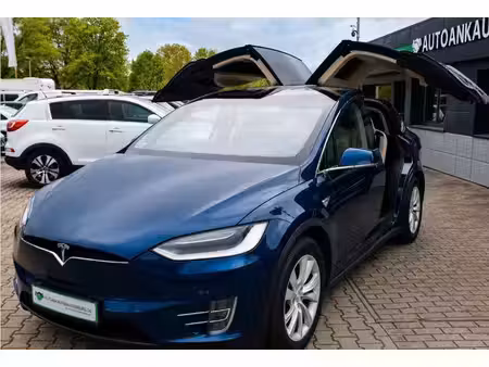 Tesla Model X 471 4x4