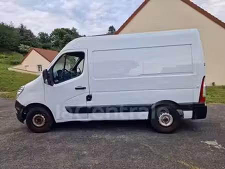 Renault Master 2.3 dCi 100