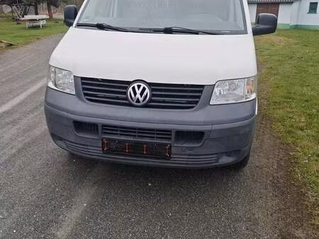 Volkswagen Transporter T5 1.9 TDI 102