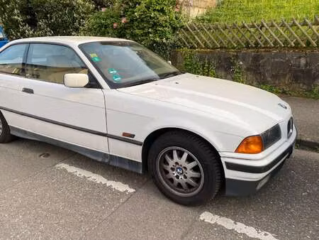 BMW Série 3 318IS 140