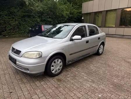 Opel Astra 1.6 100
