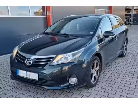 Toyota Avensis 2.2 D-4D 150 Sol
