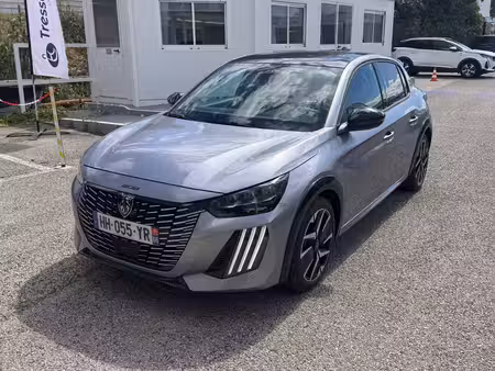 Peugeot 208 1.2 136 GT
