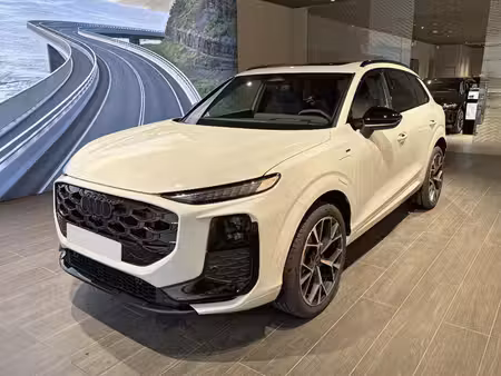 Audi Q3 1.5 S line