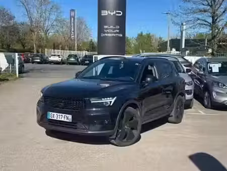 Volvo XC40 B3 2.0 163 Black Edition