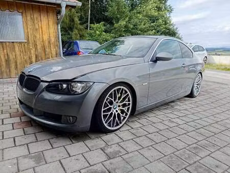 BMW Série 3 335i 3.0 306