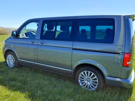 Volkswagen Transporter T5 2.0 TDI Highline