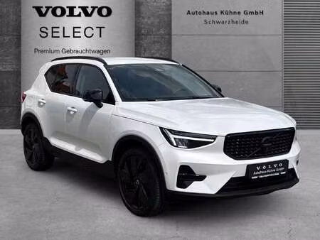 Volvo XC40 B3 2.0 163 Black Edition