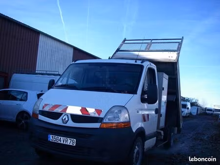 Renault Master 2.5 dCi 100
