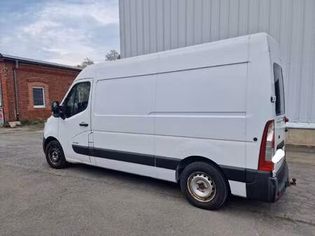 Renault Master 2.3 dCi 125
