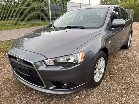 Mitsubishi Lancer Sportback 2.0 140 Inform