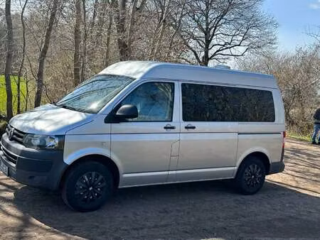 Volkswagen Transporter T5 2.0 TDI 114