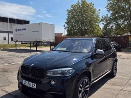 BMW X5 M50d 3.0 381