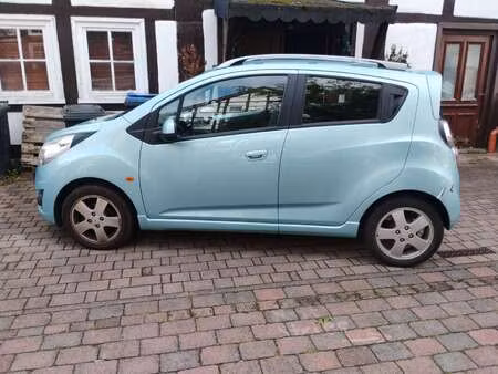 Chevrolet Spark 1.2 81 LT