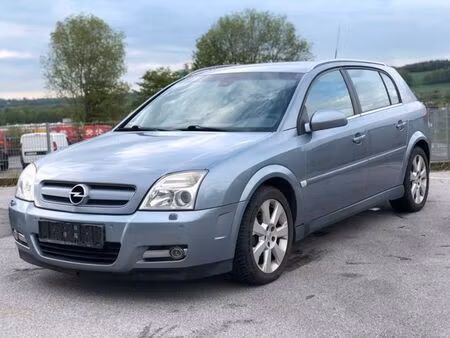 Opel Signum 1.9 CDTI 150 Edition