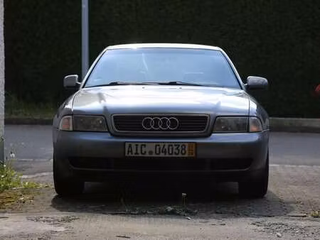 Audi A4 1.6 101