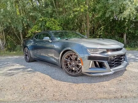 Chevrolet Camaro ZL1 V8 6.2 453