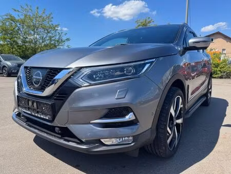Nissan Qashqai 1.6 DIG-T 163 Tekna