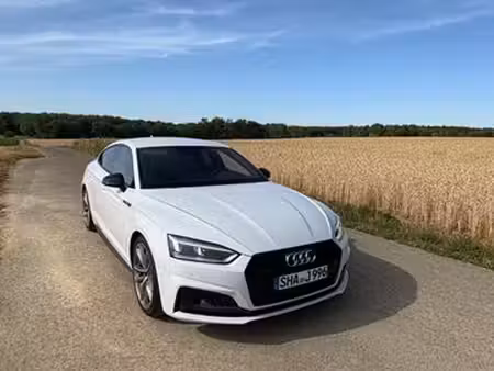 Audi A5 45 TDI V6 3.0 TDI 231 S line quattro