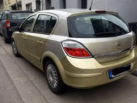 Opel Astra 1.4 90
