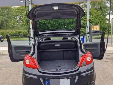 Opel Corsa 1.2 80