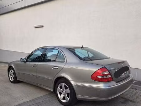Mercedes-Benz Classe E 280 E V6 3.0 CDI 211