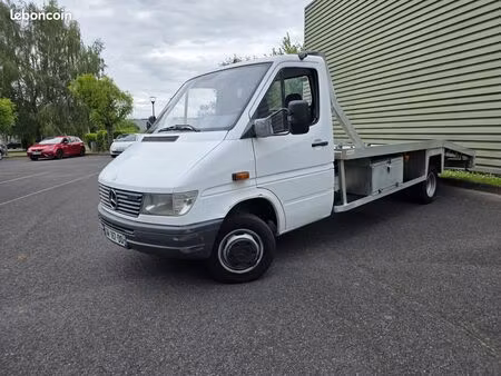 Mercedes-Benz Sprinter 412 2.9 122