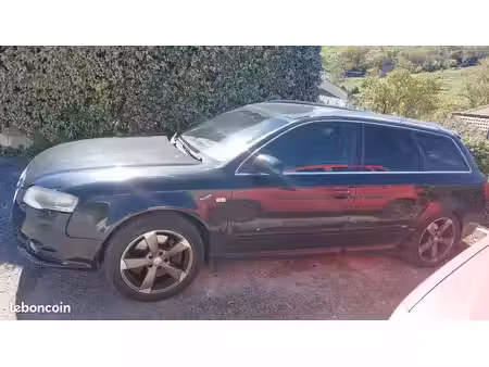 Audi A4 V6 2.5 TDI 163 S line
