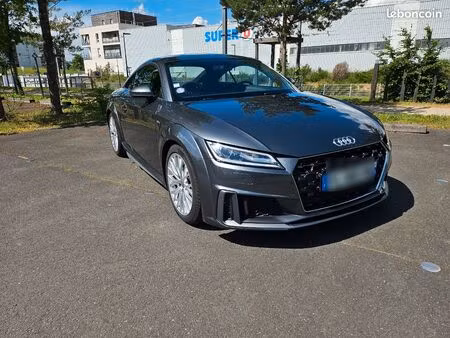 Audi TT S line