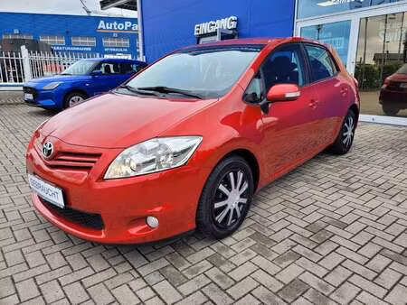 Toyota Auris 1.6 132