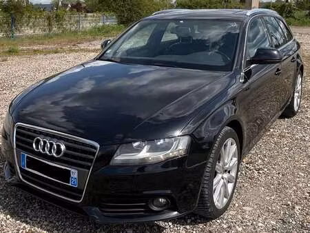 Audi A4 2.0 TDI 143 S line