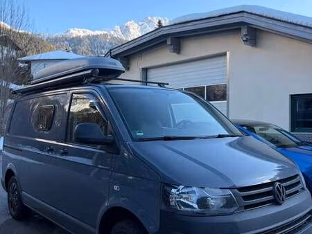 Volkswagen Transporter T5 2.0 TDI 140