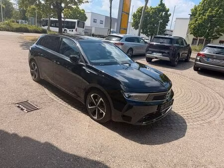 Opel Astra 1.2 131 Elegance