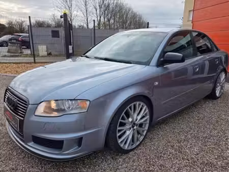 Audi A4 S4 2.0 220