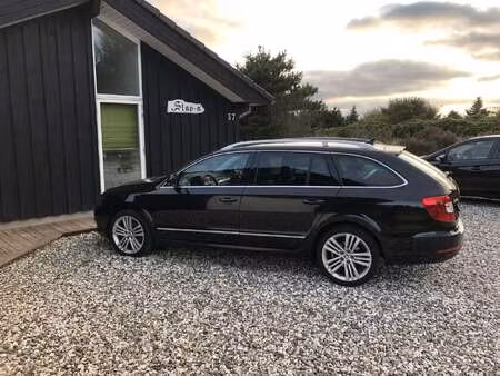 Škoda Superb 2.0 TDI 140 Elegance