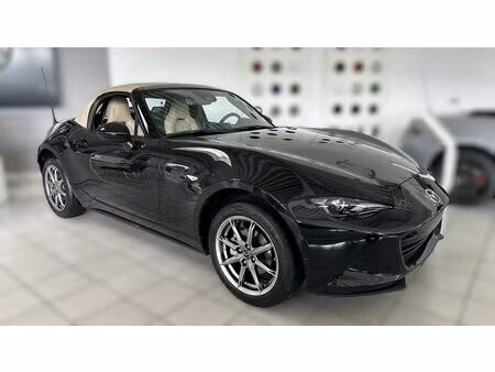 Mazda MX5 Skyactiv G 1.5 132 Kazari