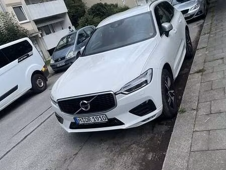 Volvo XC60 D5 2.0 235 R Design 4x4
